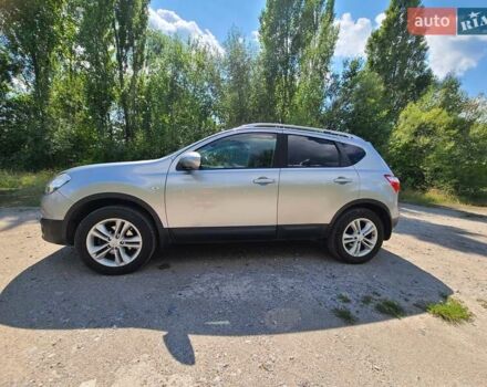 Серый Ниссан Кашкай, объемом двигателя 1.6 л и пробегом 166 тыс. км за 9800 $, фото 3 на Automoto.ua