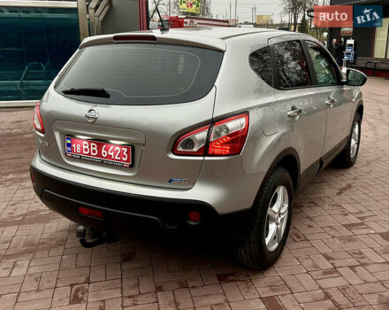 Сірий Ніссан Кашкай, об'ємом двигуна 1.5 л та пробігом 193 тис. км за 10199 $, фото 2 на Automoto.ua