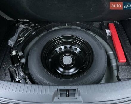 Сірий Ніссан Кашкай, об'ємом двигуна 1.5 л та пробігом 218 тис. км за 12000 $, фото 31 на Automoto.ua
