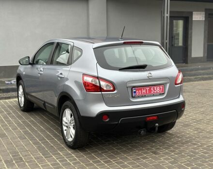 Серый Ниссан Кашкай, объемом двигателя 1.6 л и пробегом 239 тыс. км за 10300 $, фото 3 на Automoto.ua