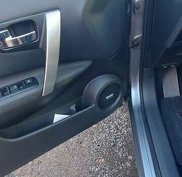 Серый Ниссан Кашкай, объемом двигателя 1.5 л и пробегом 216 тыс. км за 10600 $, фото 20 на Automoto.ua