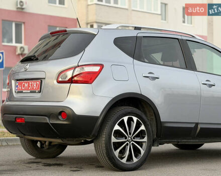 Сірий Ніссан Кашкай, об'ємом двигуна 1.6 л та пробігом 185 тис. км за 11799 $, фото 14 на Automoto.ua