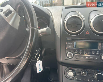 Серый Ниссан Кашкай, объемом двигателя 1.5 л и пробегом 230 тыс. км за 9900 $, фото 52 на Automoto.ua