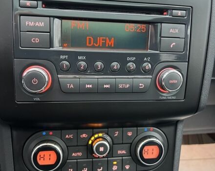 Серый Ниссан Кашкай, объемом двигателя 2 л и пробегом 187 тыс. км за 9950 $, фото 7 на Automoto.ua