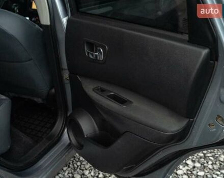 Серый Ниссан Кашкай, объемом двигателя 1.46 л и пробегом 324 тыс. км за 10500 $, фото 31 на Automoto.ua