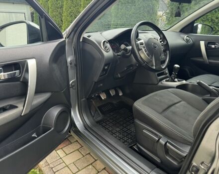 Серый Ниссан Кашкай, объемом двигателя 1.5 л и пробегом 210 тыс. км за 10500 $, фото 7 на Automoto.ua