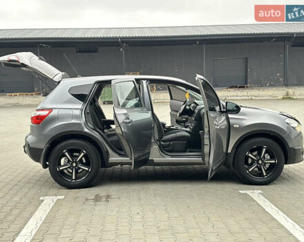 Серый Ниссан Кашкай, объемом двигателя 1.46 л и пробегом 293 тыс. км за 9500 $, фото 8 на Automoto.ua