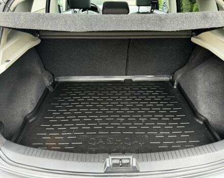 Серый Ниссан Кашкай, объемом двигателя 1.5 л и пробегом 210 тыс. км за 10500 $, фото 14 на Automoto.ua