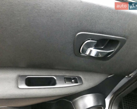 Серый Ниссан Кашкай, объемом двигателя 1.5 л и пробегом 225 тыс. км за 11699 $, фото 29 на Automoto.ua