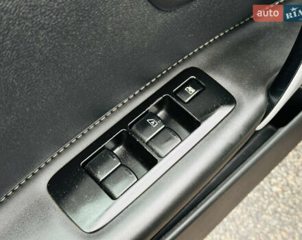 Сірий Ніссан Кашкай, об'ємом двигуна 2 л та пробігом 210 тис. км за 13200 $, фото 27 на Automoto.ua