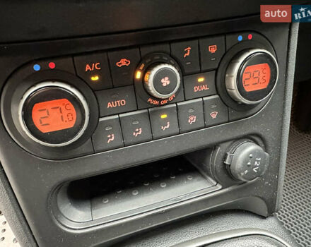 Серый Ниссан Кашкай, объемом двигателя 1.46 л и пробегом 293 тыс. км за 9500 $, фото 34 на Automoto.ua