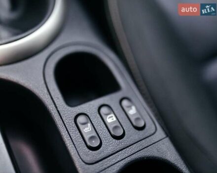 Сірий Ніссан Кашкай, об'ємом двигуна 1.46 л та пробігом 250 тис. км за 9666 $, фото 11 на Automoto.ua
