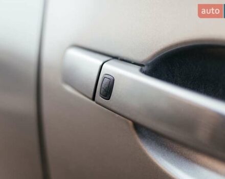 Сірий Ніссан Кашкай, об'ємом двигуна 1.46 л та пробігом 250 тис. км за 9666 $, фото 22 на Automoto.ua