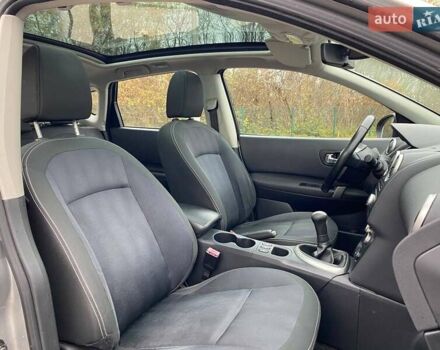 Серый Ниссан Кашкай, объемом двигателя 1.6 л и пробегом 225 тыс. км за 9650 $, фото 28 на Automoto.ua