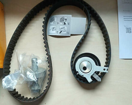 Сірий Ніссан Кашкай, об'ємом двигуна 1.5 л та пробігом 257 тис. км за 9950 $, фото 13 на Automoto.ua