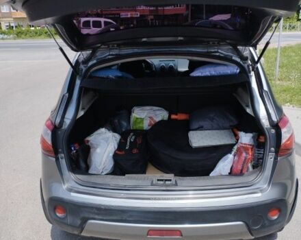 Серый Ниссан Кашкай, объемом двигателя 1.6 л и пробегом 207 тыс. км за 10500 $, фото 10 на Automoto.ua