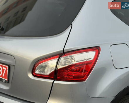 Сірий Ніссан Кашкай, об'ємом двигуна 1.6 л та пробігом 185 тис. км за 11799 $, фото 13 на Automoto.ua