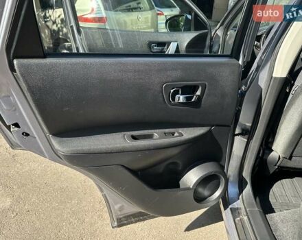 Сірий Ніссан Кашкай, об'ємом двигуна 2 л та пробігом 205 тис. км за 11500 $, фото 2 на Automoto.ua