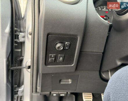 Сірий Ніссан Кашкай, об'ємом двигуна 1.6 л та пробігом 185 тис. км за 11799 $, фото 48 на Automoto.ua