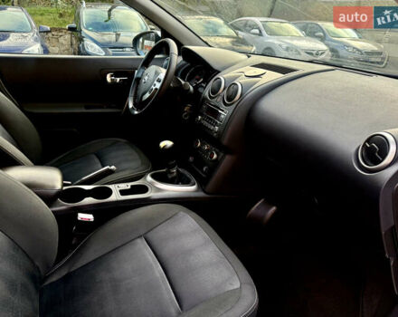 Серый Ниссан Кашкай, объемом двигателя 1.6 л и пробегом 183 тыс. км за 8999 $, фото 21 на Automoto.ua