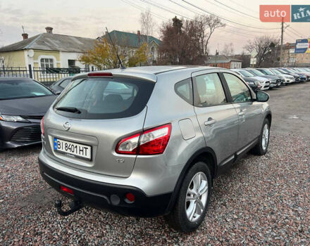 Серый Ниссан Кашкай, объемом двигателя 1.5 л и пробегом 216 тыс. км за 10500 $, фото 6 на Automoto.ua