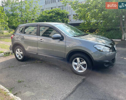 Серый Ниссан Кашкай, объемом двигателя 1.6 л и пробегом 100 тыс. км за 10800 $, фото 4 на Automoto.ua