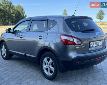 Серый Ниссан Кашкай, объемом двигателя 2 л и пробегом 98 тыс. км за 10900 $, фото 5 на Automoto.ua