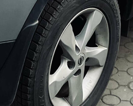 Серый Ниссан Кашкай, объемом двигателя 1.99 л и пробегом 148 тыс. км за 11500 $, фото 35 на Automoto.ua