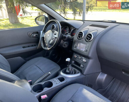 Серый Ниссан Кашкай, объемом двигателя 1.5 л и пробегом 113 тыс. км за 11450 $, фото 21 на Automoto.ua