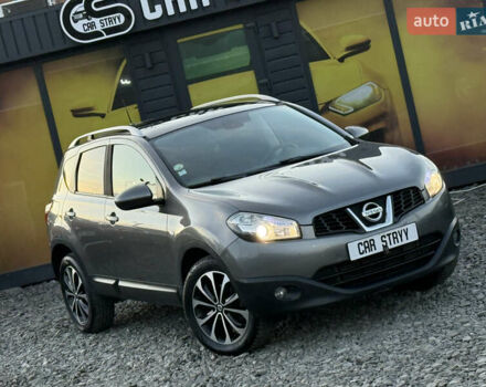 Сірий Ніссан Кашкай, об'ємом двигуна 1.6 л та пробігом 250 тис. км за 10700 $, фото 5 на Automoto.ua