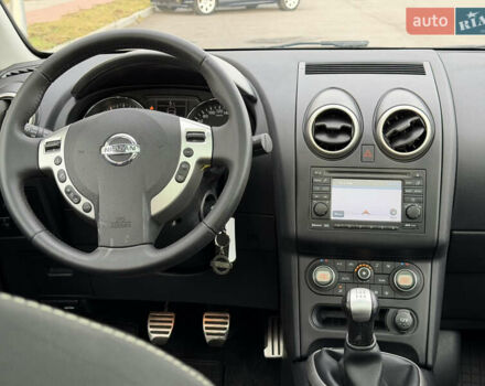 Сірий Ніссан Кашкай, об'ємом двигуна 1.6 л та пробігом 185 тис. км за 11799 $, фото 55 на Automoto.ua