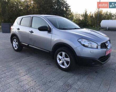 Серый Ниссан Кашкай, объемом двигателя 1.6 л и пробегом 285 тыс. км за 7999 $, фото 5 на Automoto.ua