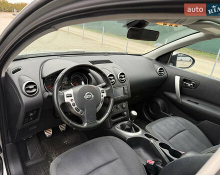 Серый Ниссан Кашкай, объемом двигателя 1.5 л и пробегом 220 тыс. км за 10400 $, фото 45 на Automoto.ua
