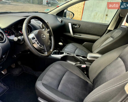Серый Ниссан Кашкай, объемом двигателя 1.6 л и пробегом 183 тыс. км за 8999 $, фото 10 на Automoto.ua