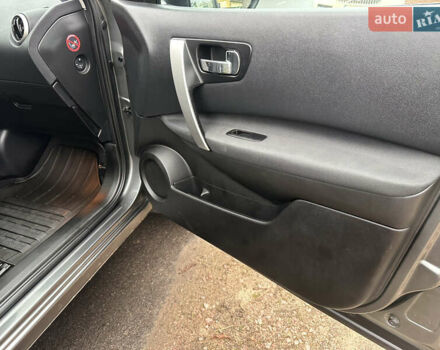 Сірий Ніссан Кашкай, об'ємом двигуна 0 л та пробігом 230 тис. км за 9900 $, фото 30 на Automoto.ua