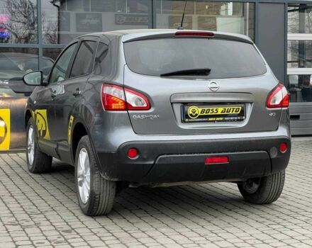 Серый Ниссан Кашкай, объемом двигателя 2 л и пробегом 260 тыс. км за 11500 $, фото 4 на Automoto.ua