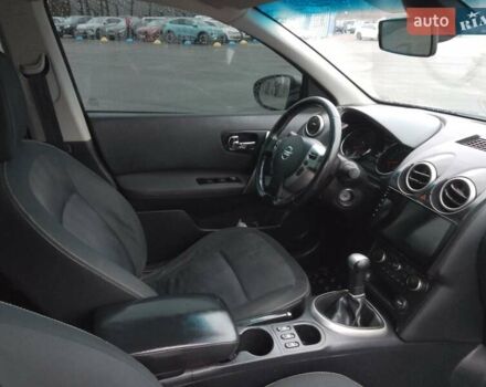 Серый Ниссан Кашкай, объемом двигателя 1.6 л и пробегом 228 тыс. км за 9900 $, фото 42 на Automoto.ua