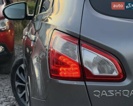 Сірий Ніссан Кашкай, об'ємом двигуна 1.6 л та пробігом 250 тис. км за 10700 $, фото 20 на Automoto.ua