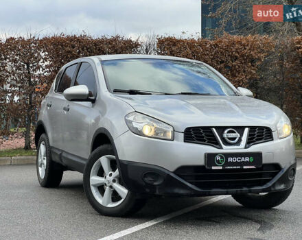 Серый Ниссан Кашкай, объемом двигателя 1.5 л и пробегом 271 тыс. км за 8750 $, фото 2 на Automoto.ua