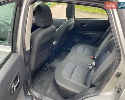 Серый Ниссан Кашкай, объемом двигателя 1.6 л и пробегом 225 тыс. км за 9650 $, фото 27 на Automoto.ua