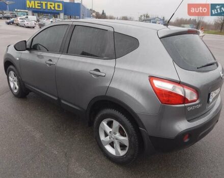 Серый Ниссан Кашкай, объемом двигателя 1.6 л и пробегом 228 тыс. км за 9900 $, фото 7 на Automoto.ua