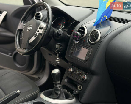 Серый Ниссан Кашкай, объемом двигателя 2 л и пробегом 260 тыс. км за 10999 $, фото 23 на Automoto.ua