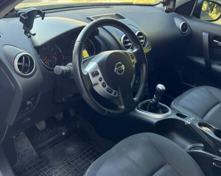 Серый Ниссан Кашкай, объемом двигателя 1.99 л и пробегом 148 тыс. км за 11500 $, фото 6 на Automoto.ua