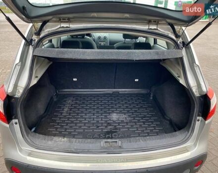 Серый Ниссан Кашкай, объемом двигателя 1.6 л и пробегом 225 тыс. км за 9650 $, фото 19 на Automoto.ua