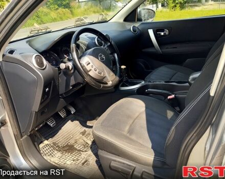 Серый Ниссан Кашкай, объемом двигателя 1.5 л и пробегом 215 тыс. км за 10500 $, фото 4 на Automoto.ua