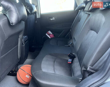 Серый Ниссан Кашкай, объемом двигателя 2 л и пробегом 98 тыс. км за 10900 $, фото 16 на Automoto.ua