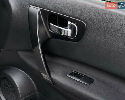 Серый Ниссан Кашкай, объемом двигателя 1.5 л и пробегом 271 тыс. км за 8750 $, фото 53 на Automoto.ua