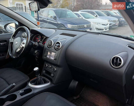 Серый Ниссан Кашкай, объемом двигателя 1.5 л и пробегом 216 тыс. км за 10500 $, фото 14 на Automoto.ua