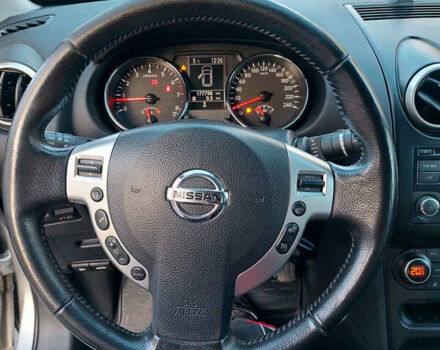 Серый Ниссан Кашкай, объемом двигателя 1.6 л и пробегом 177 тыс. км за 10600 $, фото 17 на Automoto.ua