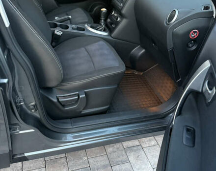 Сірий Ніссан Кашкай, об'ємом двигуна 1.5 л та пробігом 228 тис. км за 10500 $, фото 11 на Automoto.ua